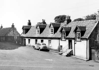 Manse Rd